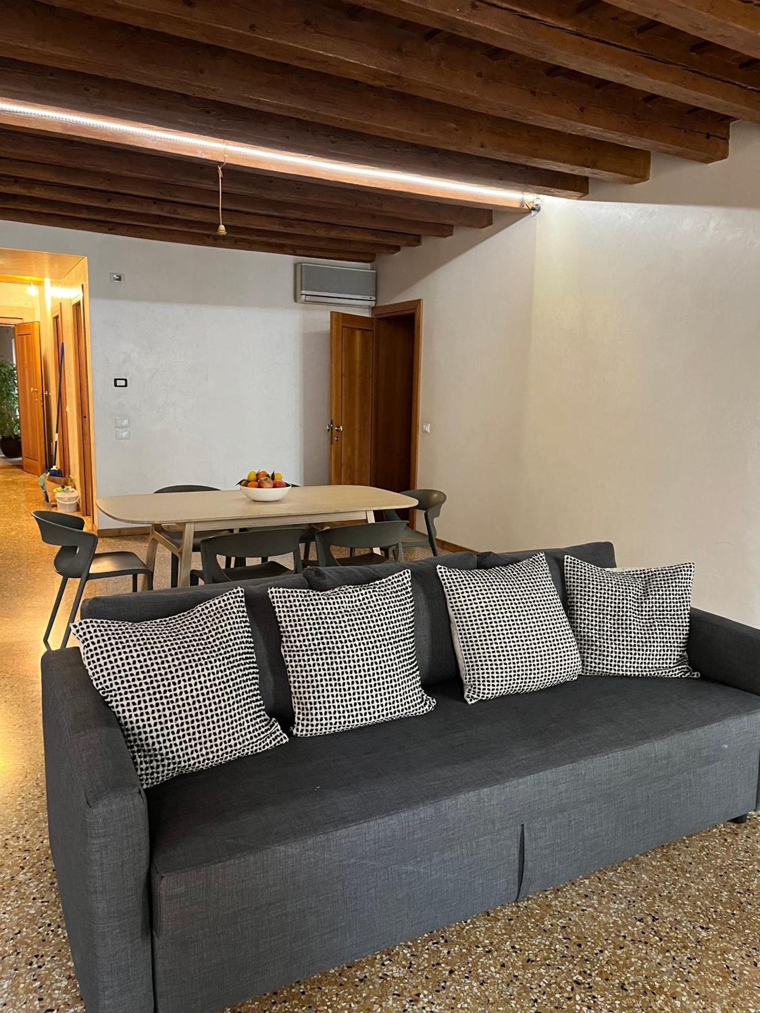 Il Campanile Apartment Виченца Екстериор снимка